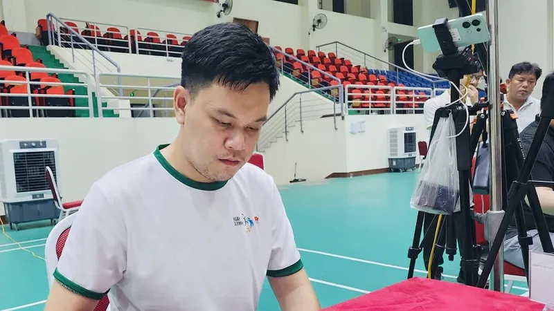 Kỳ thủ Vũ Quốc Đạt của đội cờ tướng TPHCM. Ảnh: VXF