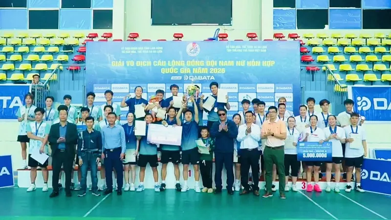 Đội cầu lông TPHCM đã có ngôi vô địch xứng đáng tại giải đấu năm nay. Ảnh: VBF