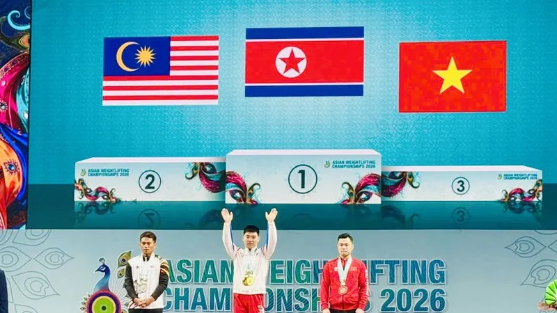 Lại Gia Thành của cử tạ Việt Nam có thành tích HCĐ tại giải châu Á 2026. Ảnh: MINH MINH