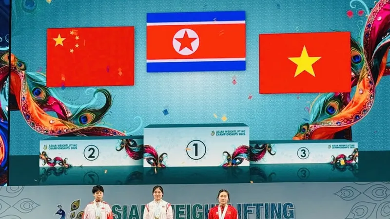 Tuyển thủ Quàng Thị Tâm giành được HCĐ tại giải cử tạ châu Á 2026. Ảnh: MINH MINH