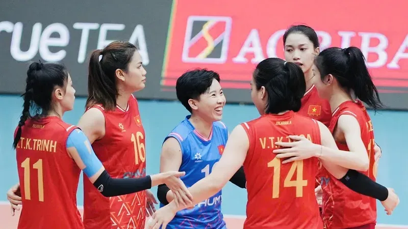 Đội tuyển bóng chuyền nữ Việt Nam sẽ tập huấn 14 cầu thủ từ ngày 25-5. Ảnh: VFV