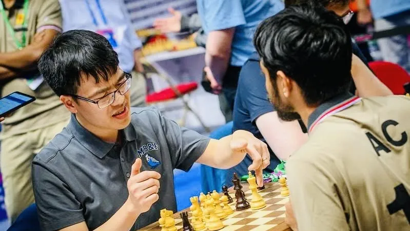 Lê Quang Liêm đang tranh tài tại Hongkong (Trung Quốc). Ảnh: FIDE