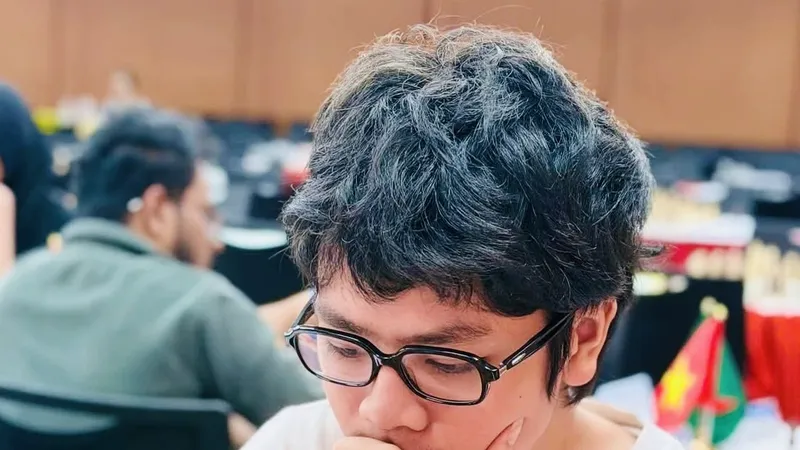 Kỳ thủ Đầu Khương Duy có ngôi vô địch nhưng lỡ cơ hội giành thêm chuẩn đại kiện tướng quốc tế. Ảnh: B.VINH