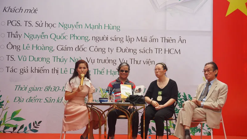 Ra mắt bộ sách dành cho người khiếm thị 