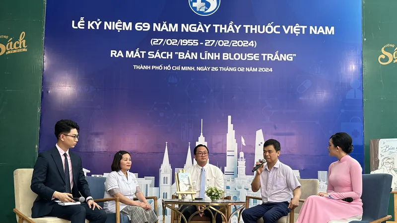 Cuộc hội ngộ của những thành viên trong Bệnh viện Dã chiến số 6