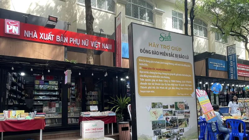 Hội Xuất bản Việt Nam ủng hộ hơn 416 triệu đồng đến đồng bào bị lũ lụt