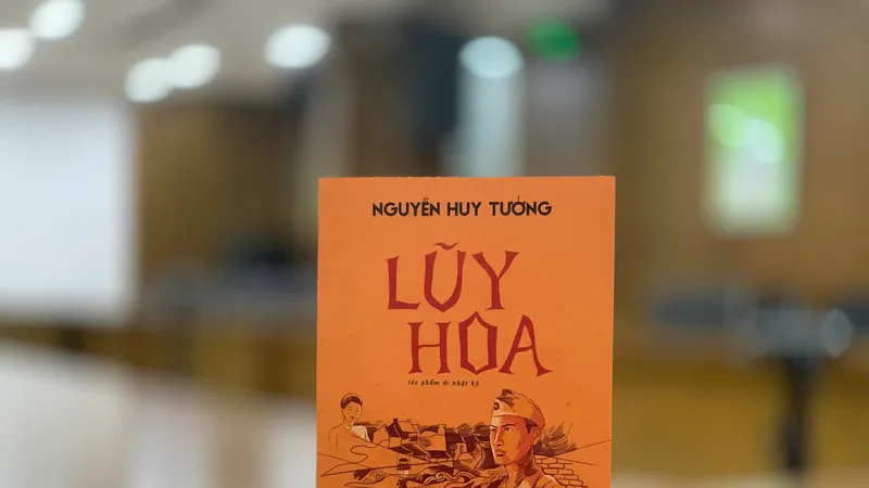 "Lũy hoa" trở lại với bạn đọc nhân kỷ niệm 70 năm Ngày giải phóng Thủ đô