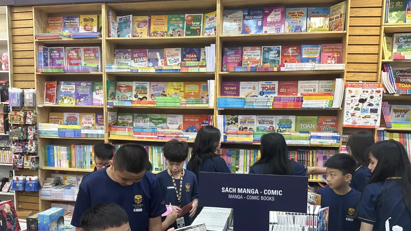 Thêm 2 nhà sách hiện đại đáp ứng nhu cầu của bạn đọc TPHCM