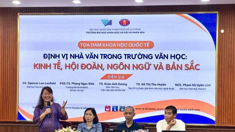 Định vị nhà văn trong trường văn học từ góc nhìn liên ngành
