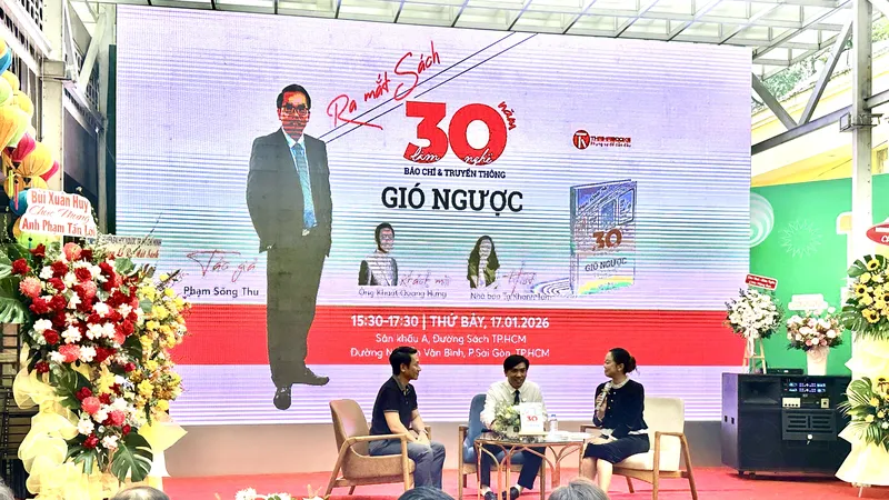 Tác giả Phạm Sông Thu và hành trình "gió ngược" để gặt hái quả ngọt 