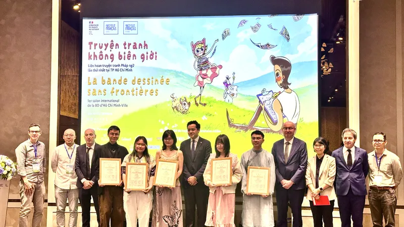 Trao giải cuộc thi sáng tác truyện tranh lần thứ 2-2025