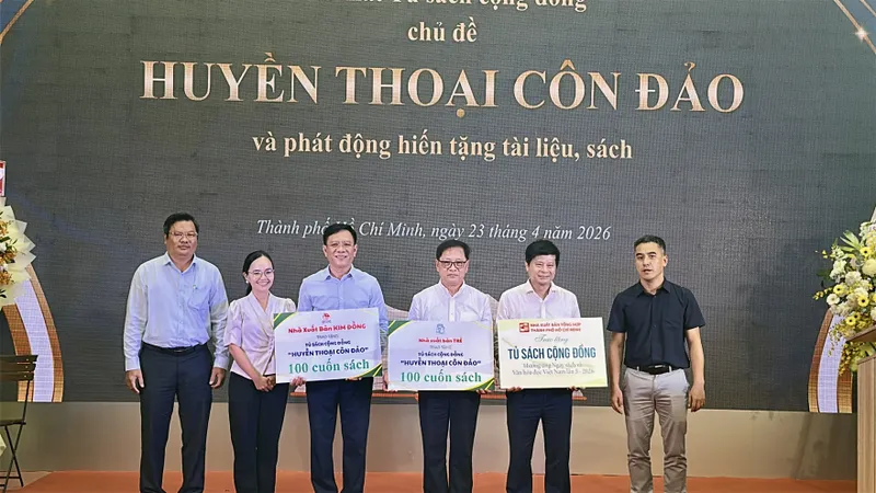 Ra mắt tủ sách cộng đồng “Huyền thoại Côn Đảo”
