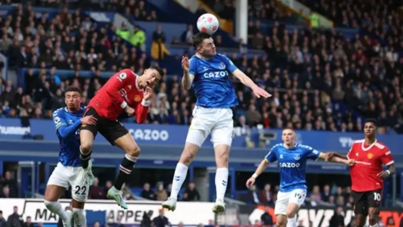 Ronaldo bất lực trong trận thua của Manchester United trước Everton