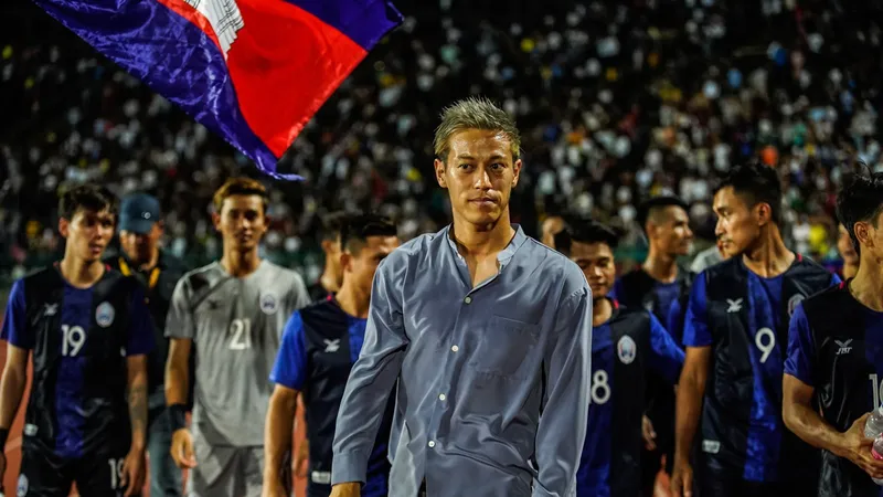 Keisuke Honda sẽ dẫn dắt U23 Campuchia đầy trẻ trung tại SEA Games 31