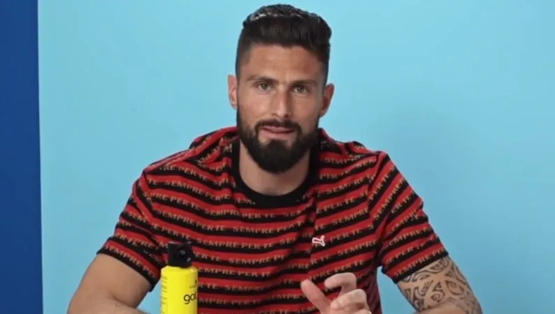 Giroud chia sẻ về bí quyết làm tóc trước mỗi trận đấu