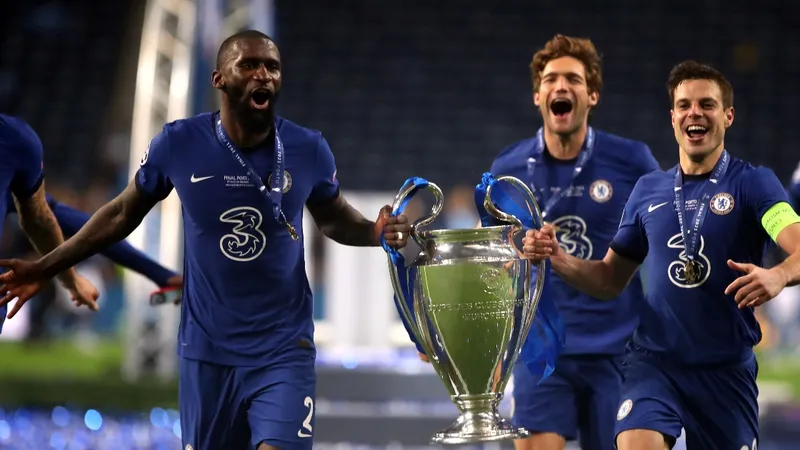Lần lượt Rudiger, Alonso và Azpilicueta chuẩn bị rời Chelsea...
