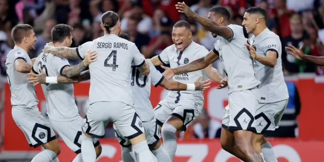 PSG vui vẻ "hủy diệt" Lille