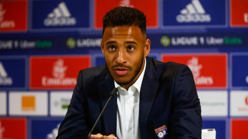 Tolisso tuyên chiến với PSG