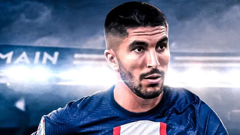 Carlos Soler gia nhập PSG