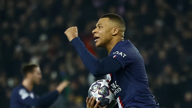Mbappe trở lại ấn tượng 