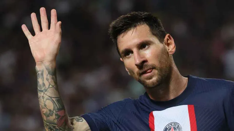 Messi sắp sửa đàm phán lại với PSG