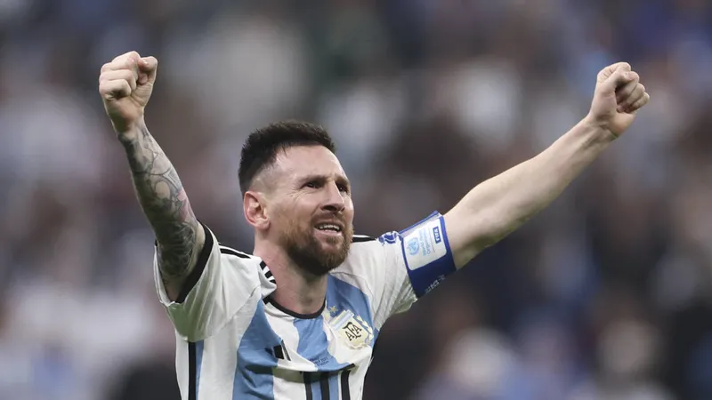 Messi tỏa sáng trước Curacao
