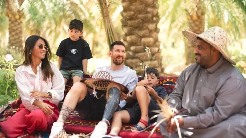Gia đình Messi nghỉ dưỡng tại Ả Rập