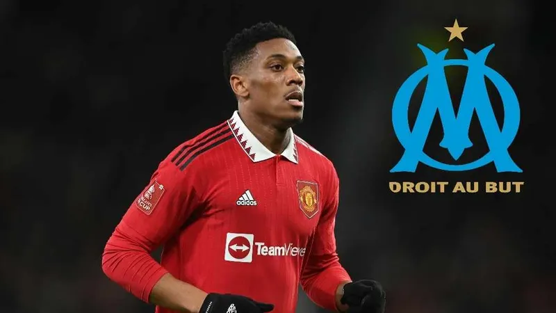 Martial được Marseille quan tâm