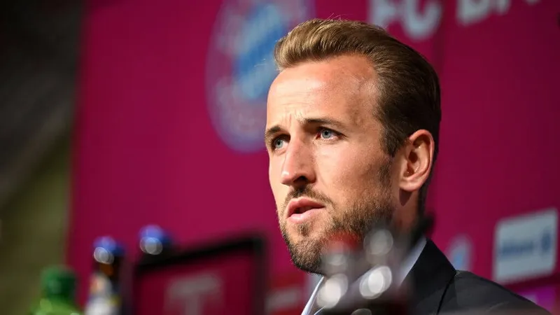 Harry Kane cố gắng vượt qua rào cản ngôn ngữ tại Bayern Munich