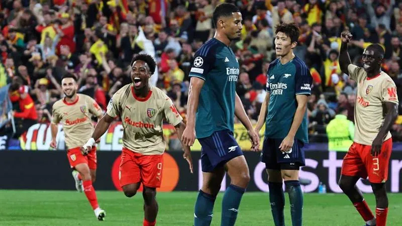 Khoảnh khắc Wahi chốt hạ Arsenal