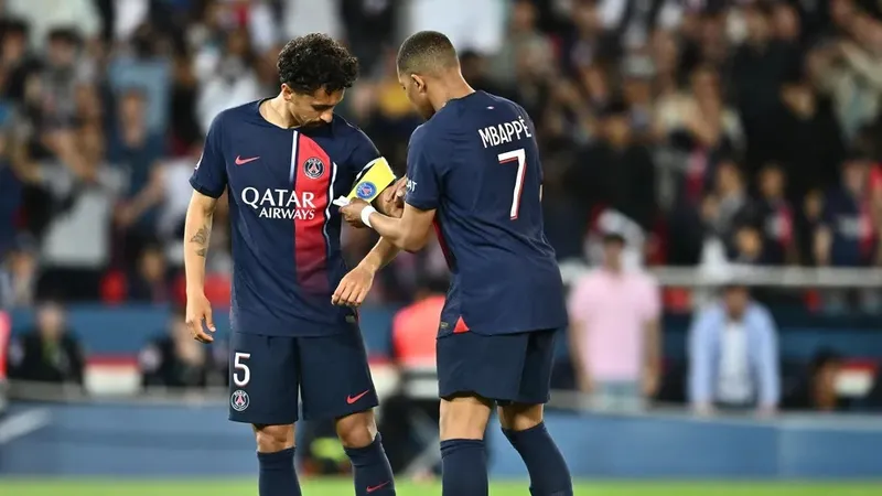 Marquinhos chưa chịu nhường băng đội trưởng PSG cho Mbappe