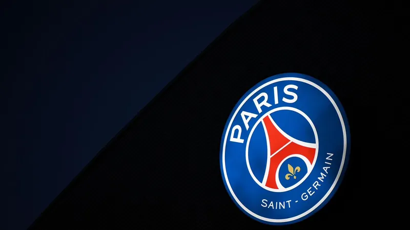 Tại sao PSG dù muốn cũng không thể tham dự Super League?