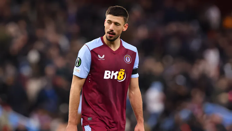 Clement Lenglet ít được ra sân tại Aston Villa