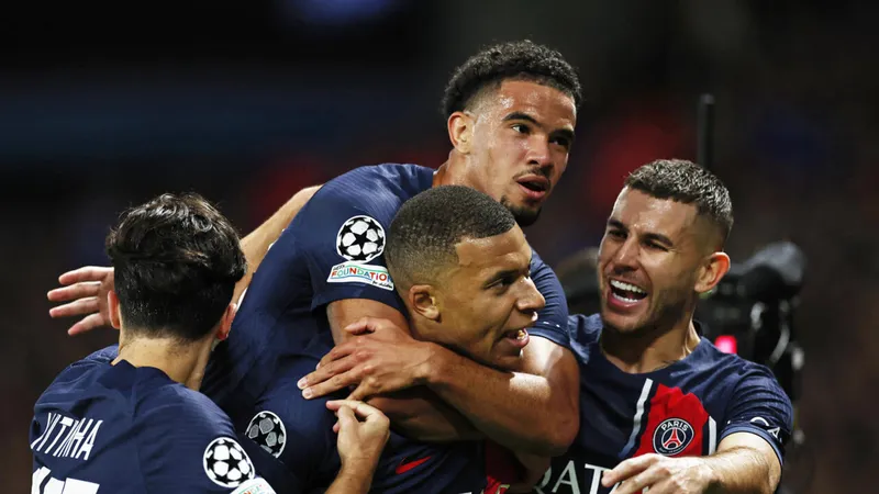 Mbappe cùng các đồng đội đang thi đấu tốt thời gian qua