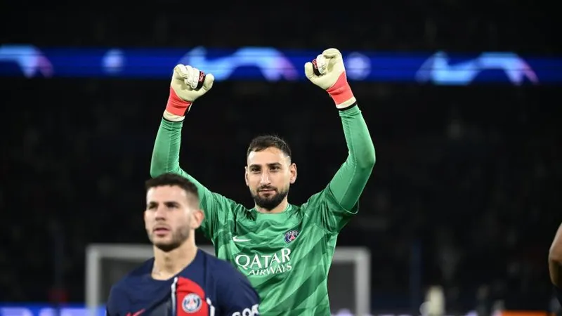 Thi đấu xuất sắc, Donnarumma vẫn có nguy cơ rời PSG