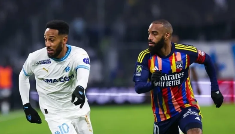 Bộ đôi tấn công một thời của Arsenal đứng trước cơ hội tái hợp ở đoạn cuối sự nghiệp cầu thủ
