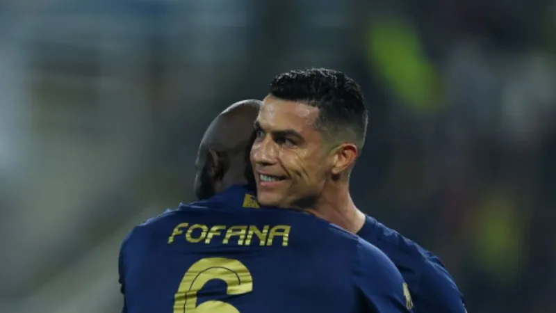 Seko Fofana thời điểm còn chung màu áo Al-Nassr với CR7