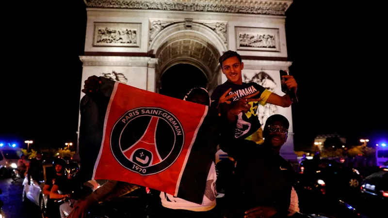 PSG lên kế hoạch diễu hành tại Khải Hoàn Môn Paris nếu vô địch Champions League. Ảnh minh họa: Sky Sports