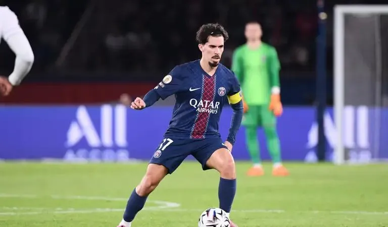 Quả bóng Đồng 2025 Vitinha có thể kịp bình phục chấn thương cho chuyến làm khách của PSG trên sân Barcelona ở Champions League. Ảnh: Getty Images