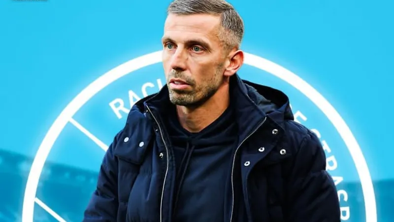 Strasbourg bổ nhiệm Gary O'Neil thay thế Liam Rosenior. Ảnh: Sky Sports 