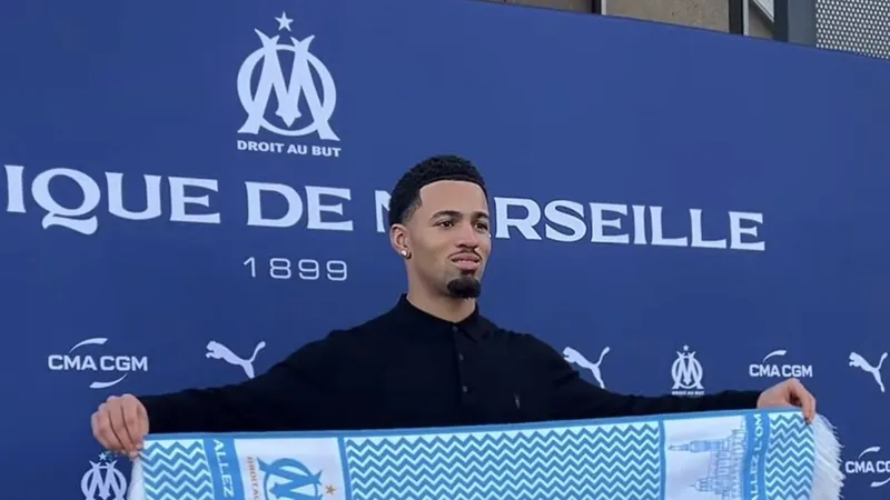 Ethan Nwanieri gia nhập Olympique Marseille theo hợp đồng cho mượn từ Arsenal. Ảnh: Getty Images