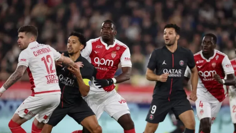 Monaco và PSG có thể chạm trán tại vòng play-off Champions League 2025/26. Ảnh: Le Monde