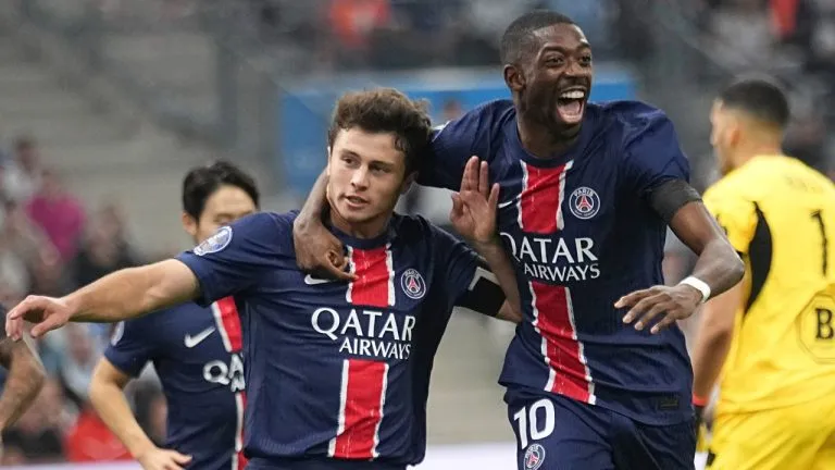 Joao Neves và Ousmane Dembele. Ảnh: AP