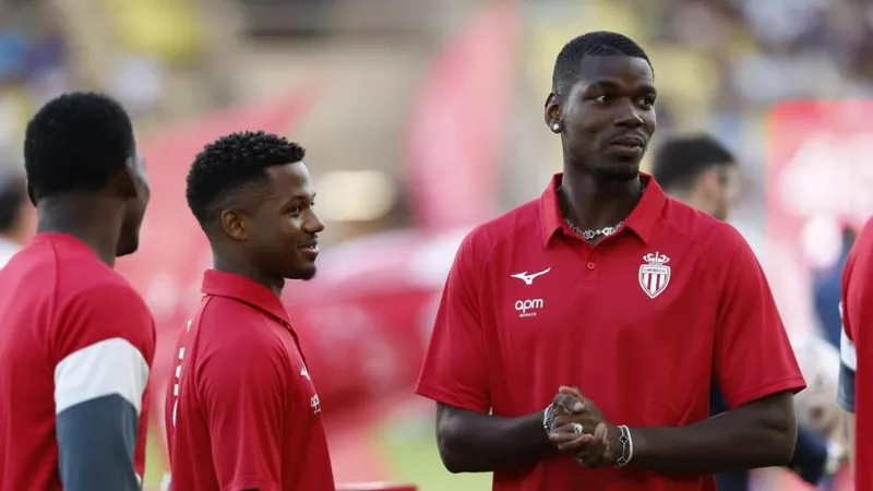 Ansu Fati và Paul Pogba. Ảnh: L'Équipe