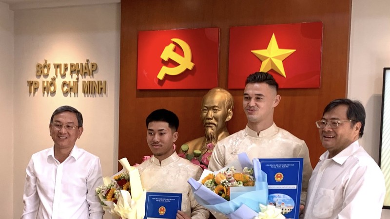 Le Giang Patrick, Khoa Ngo granted Vietnamese citizenship