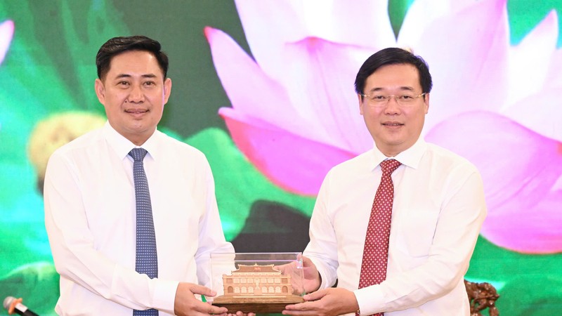 Ho Chi Minh City, Champasak mark 25 years of cooperation
