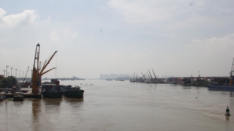 Flood risk rises as heavy rain persists across central, southern Vietnam