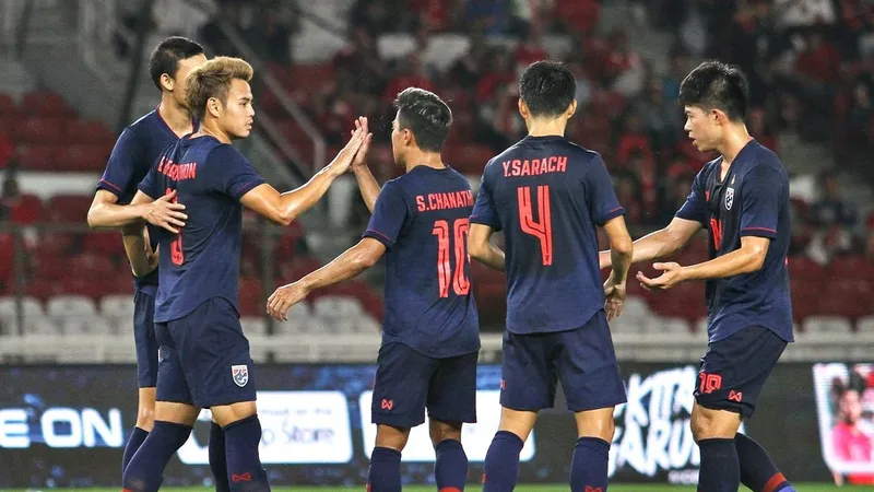 Thái Lan có thể rút lui việc đăng cai các trận còn lại của bảng G vòng loại World Cup 2022