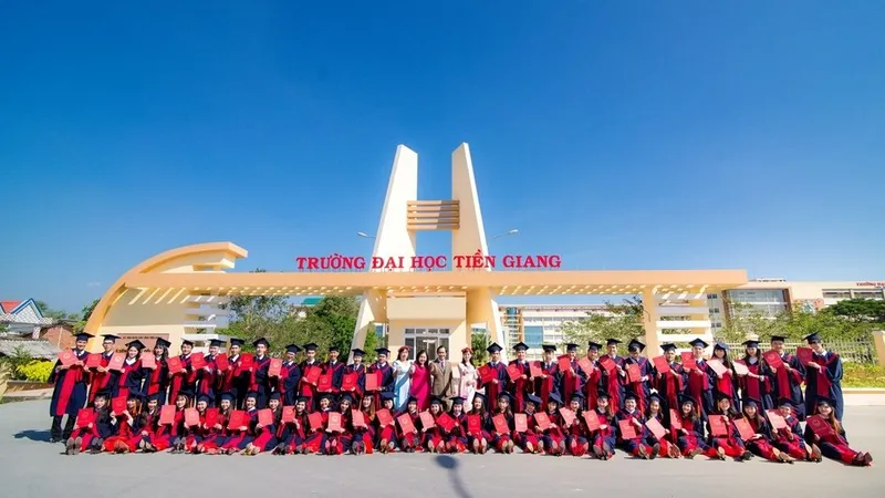 Trường ĐH Tiền Giang với nhiều ngành học mới thu hút đông đảo các tân sinh viên
