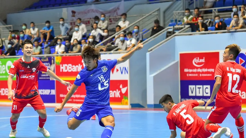 ĐKVĐ Thái Sơn Nam đang gặp sự cạnh tranh mạnh mẽ từ Sahako và Zetbit Sài Gòn 